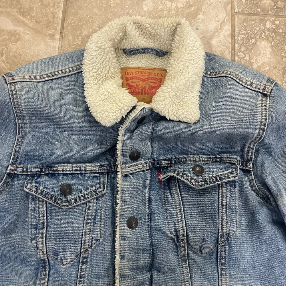 Levi’s Men’s Sherpa Trucker Denim Jacket sz‎ Small